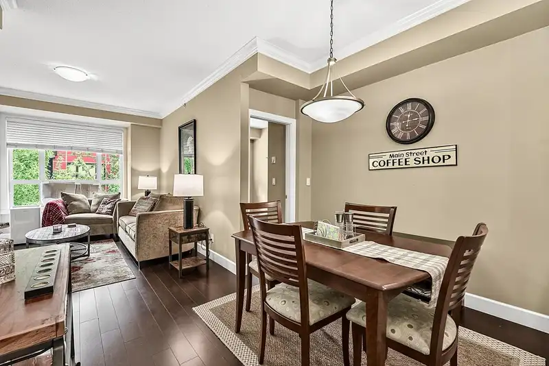 411 13897 FRASER HIGHWAY - photo 4 of 19