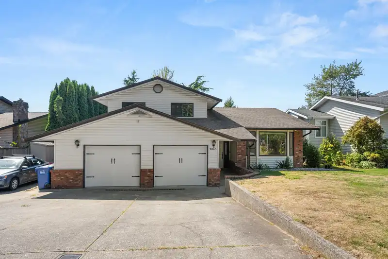2865 GLENSHIEL DRIVE - photo 1 of 21