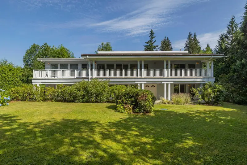 26307 GRANT AVENUE - photo 2 of 25