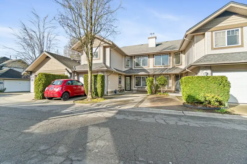 12 8888 151 STREET - photo 2 of 40