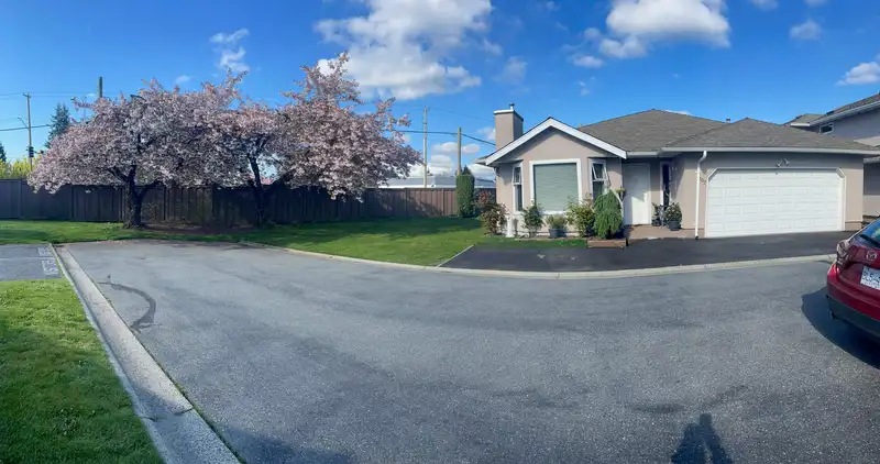 107 15501 89A AVENUE - photo 2 of 28