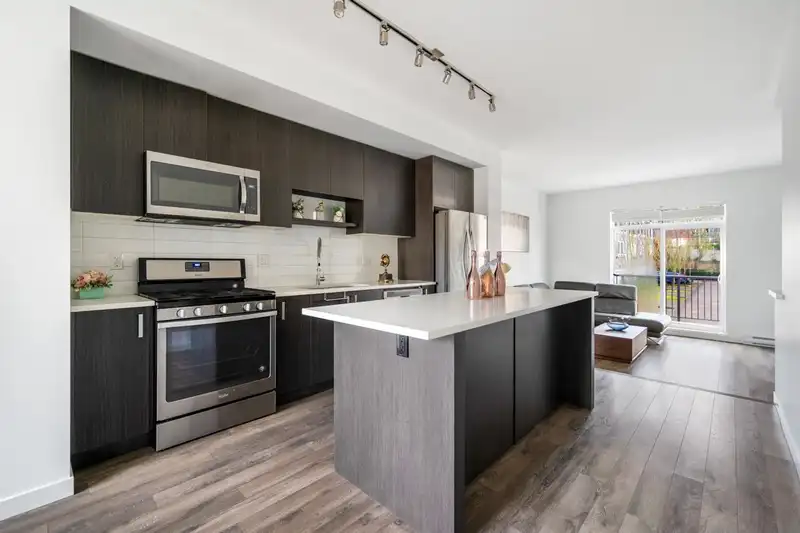 39 15268 28 AVENUE - photo 3 of 20
