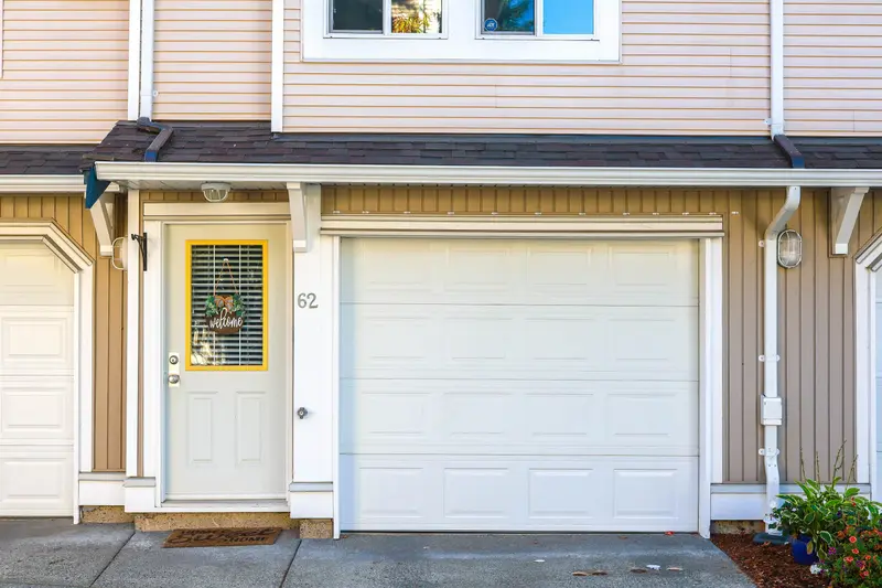 62 6533 121 STREET - photo 3 of 21