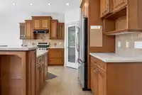 5818 167A STREET - thumbnail 12