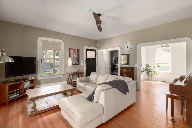 218 BURR STREET - photo 2 of 27