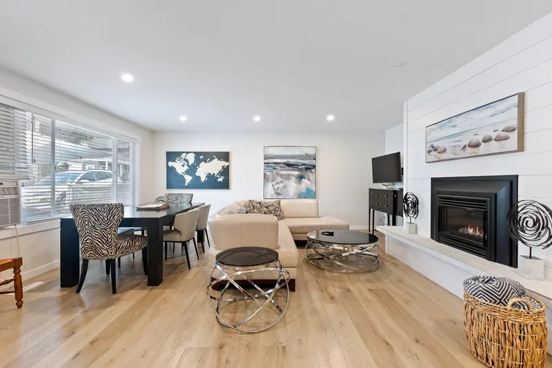 395 ALDER STREET - photo 3 of 25