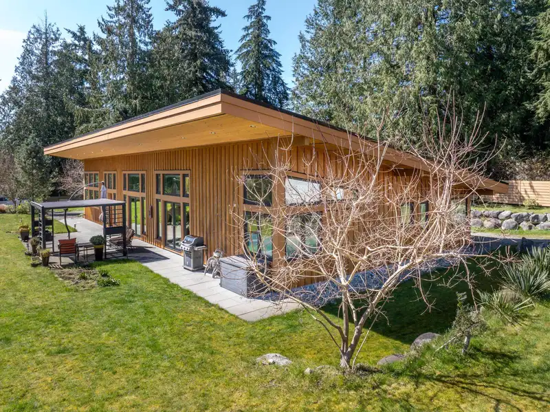 990 CHASTER ROAD - photo 3 of 40