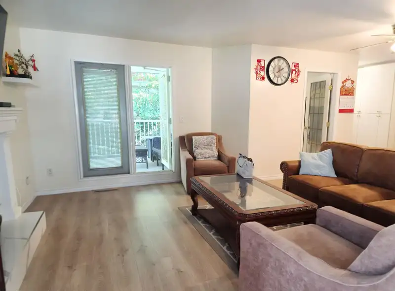 805 14188 103A AVENUE - photo 3 of 15