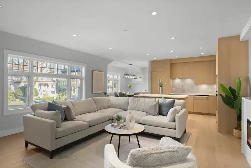 1060 W 15TH AVENUE - photo 2 of 19