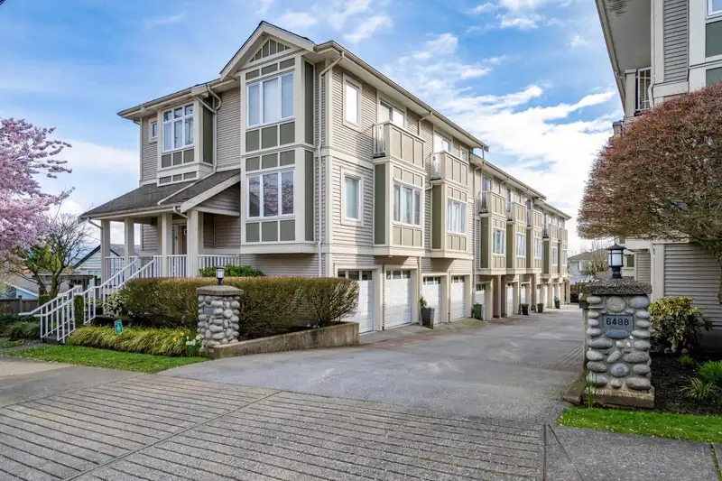 11 6498 ELGIN AVENUE - photo 1 of 39