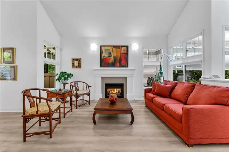 1705 ARBUTUS PLACE - photo 3 of 37