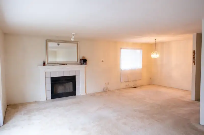 4260 GRAVELEY STREET - photo 3 of 8