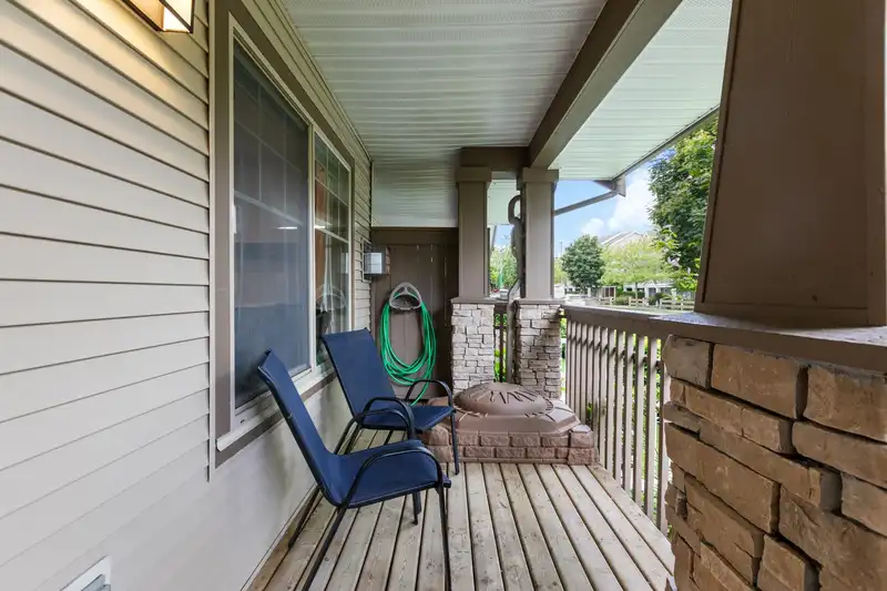 80- 19250 65 AVENUE - photo 3 of 38