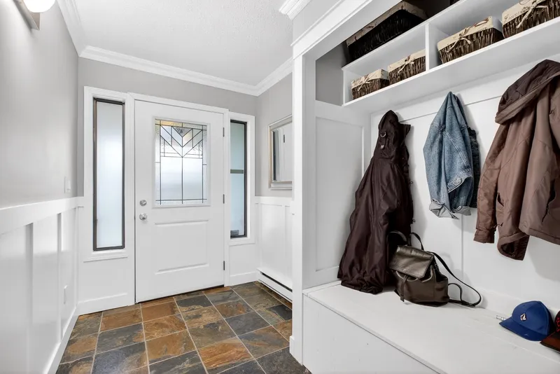 19712 49TH AVENUE - photo 3 of 25