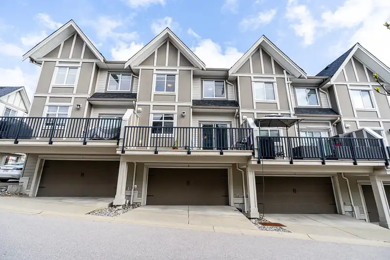 12 6588 195A STREET - photo 1 of 40
