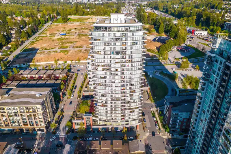 501 400 CAPILANO ROAD - photo 1 of 18