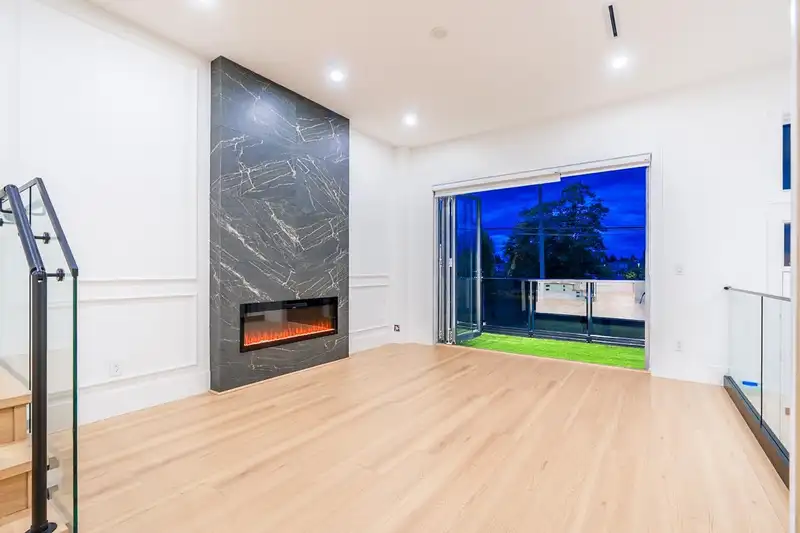 1 7303 14TH AVENUE - photo 3 of 25