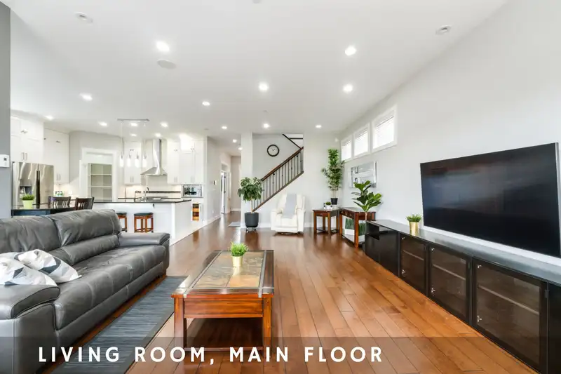 11040 HARRIS DRIVE - photo 3 of 40
