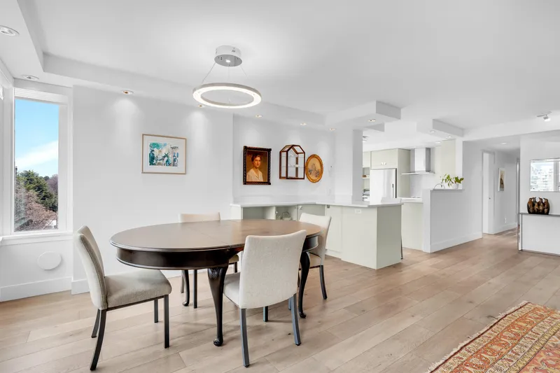 1002 1566 W 13TH AVENUE - photo 2 of 25