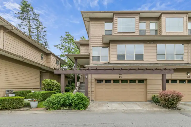 104 16655 64 AVENUE - photo 1 of 39