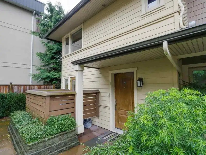 7 215 E 4 STREET - photo 1 of 17