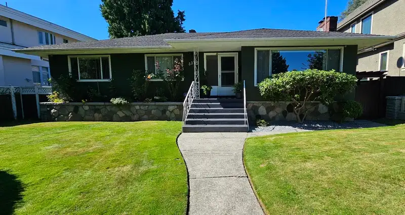 5325 ASH STREET - photo 1 of 33