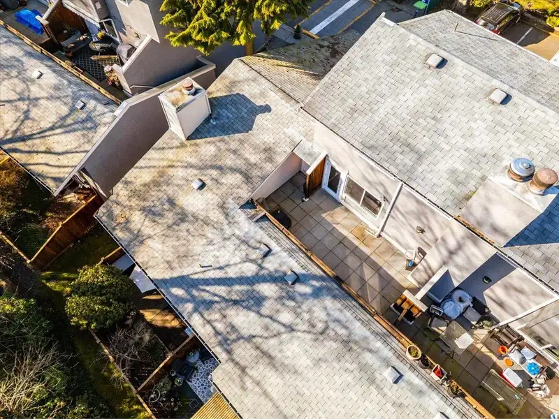 3426 COPELAND AVENUE - photo 2 of 33