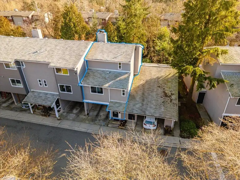3426 COPELAND AVENUE - photo 3 of 33