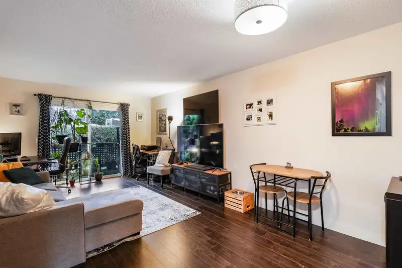 137 200 WESTHILL PLACE - photo 1 of 19