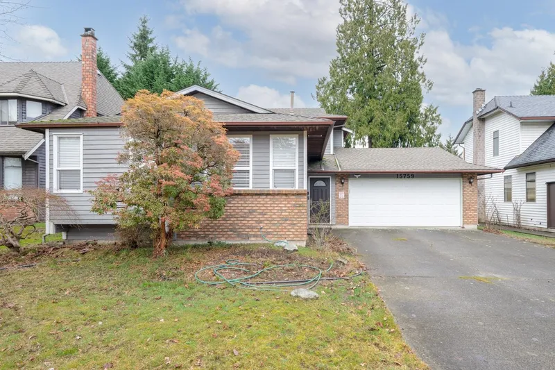 15759 101 AVENUE - photo 4 of 25