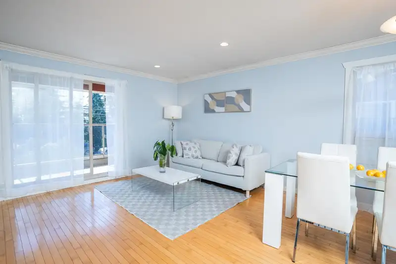 1 14921 THRIFT AVENUE - photo 3 of 17
