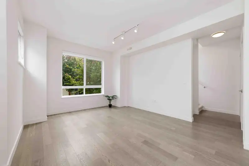 69 10199 RIVER DRIVE - photo 4 of 32