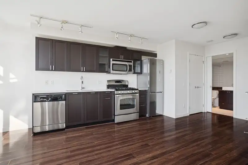 1010 4815 ELDORADO MEWS - photo 4 of 19