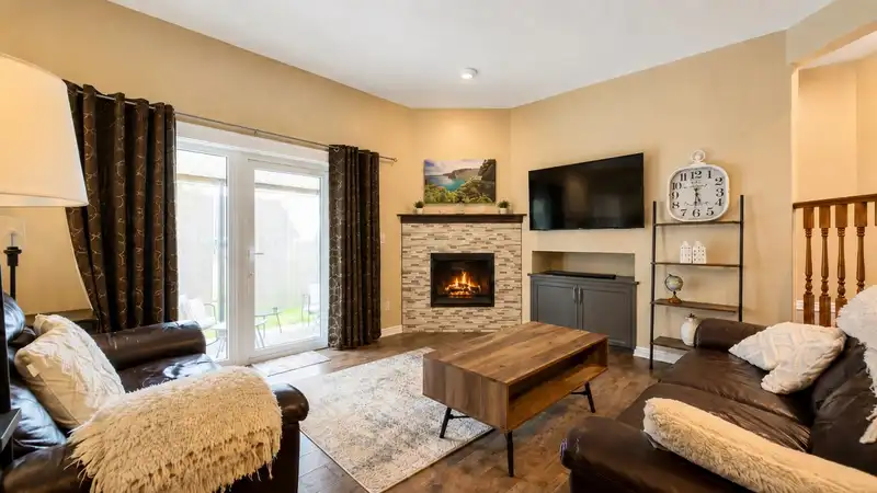 3017 GLENDALE PLACE - photo 4 of 22
