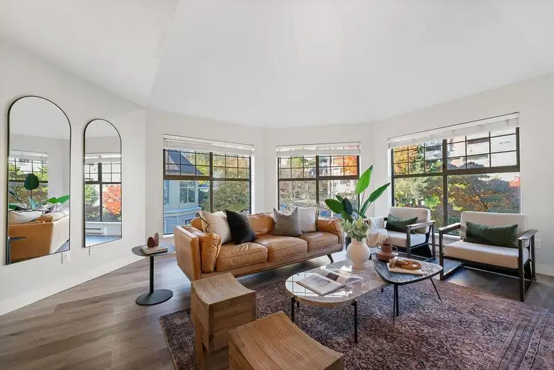 506 210 ELEVENTH STREET - photo 1 of 22