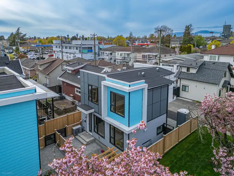 3 1495 E 58TH AVENUE - photo 1 of 16