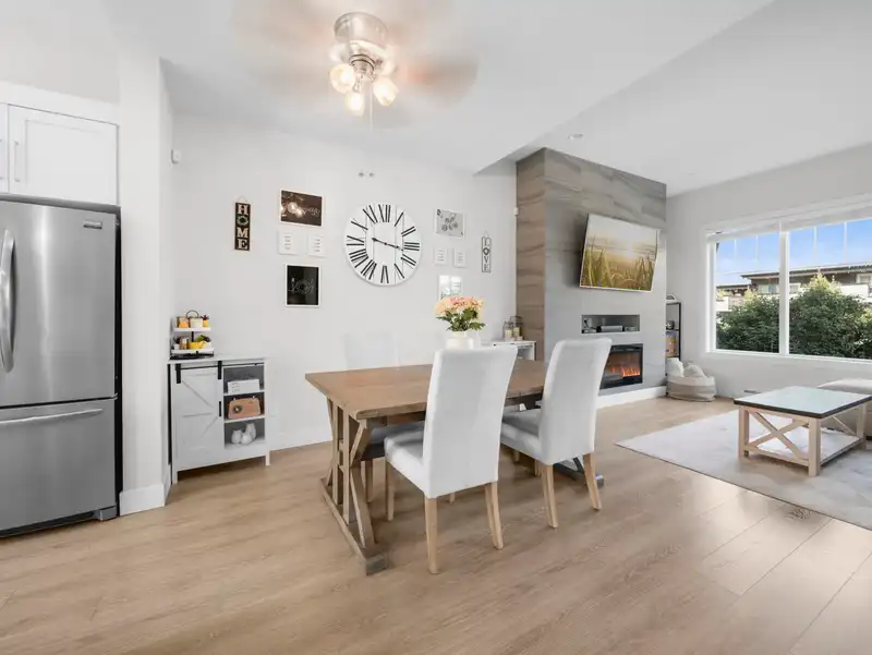 2 2855 158 STREET - photo 1 of 40