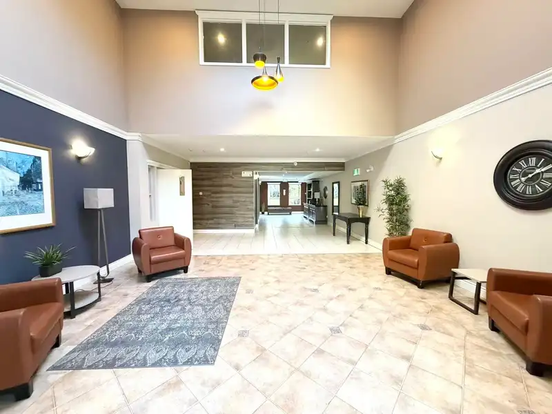 113 2970 PRINCESS CRESCENT - photo 3 of 8