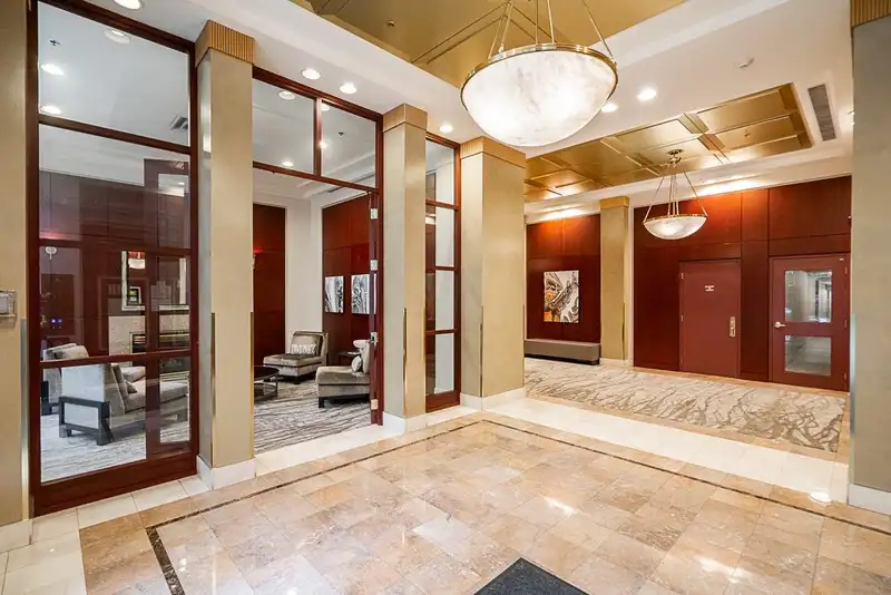 309 1288 MARINASIDE CRESCENT - photo 4 of 39