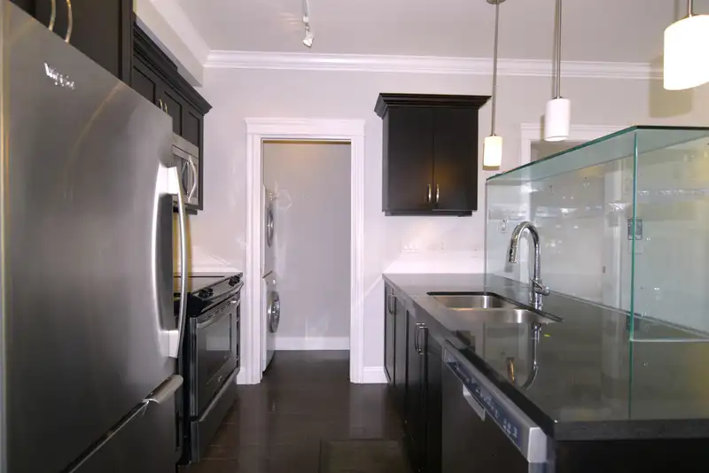 209 11882 226 STREET - photo 4 of 19