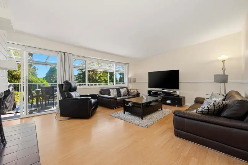693 PLYMOUTH DRIVE - photo 1 of 36