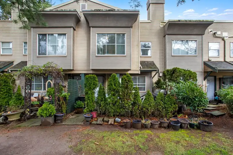 38 12449 191 STREET - photo 2 of 31