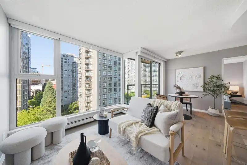 1203 1008 CAMBIE STREET - photo 1 of 26
