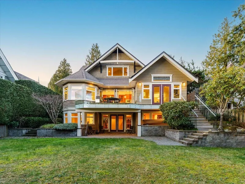 2618 LAWSON AVENUE - photo 1 of 25