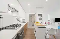 1905 823 CARNARVON STREET - thumbnail 3