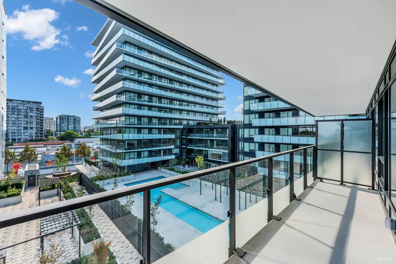 607 5593 NO. 3 ROAD - photo 1 of 25