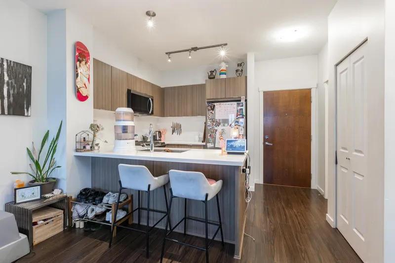 413 3323 151 STREET - photo 4 of 25