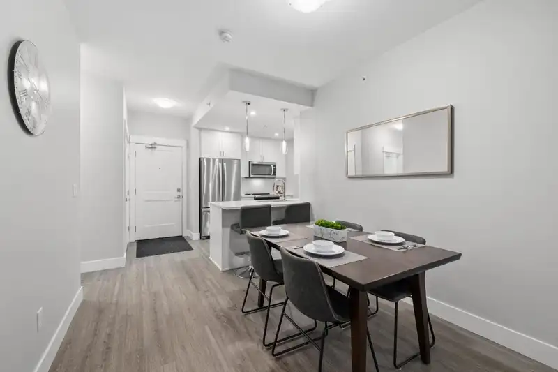 4317 2180 KELLY AVENUE - photo 2 of 23