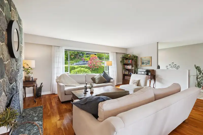 1170 BEAUFORT ROAD - photo 4 of 40