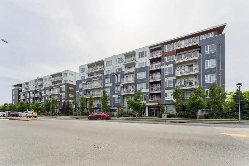 515 10603 140 STREET - photo 1 of 32